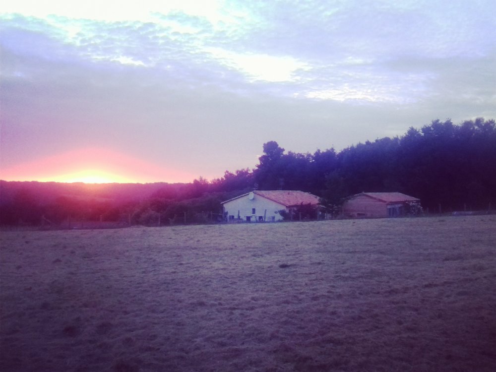 Aire camping-car  Saint-Jean-de-Cle (24800) - Photo 1